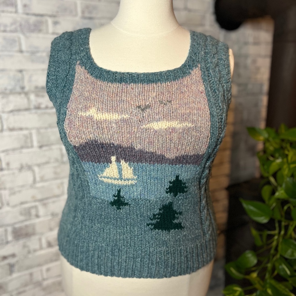 SOLD Vintage Maine Seascape Wool Sweater Vest | 80s | Hand Knit | Size L/XL
